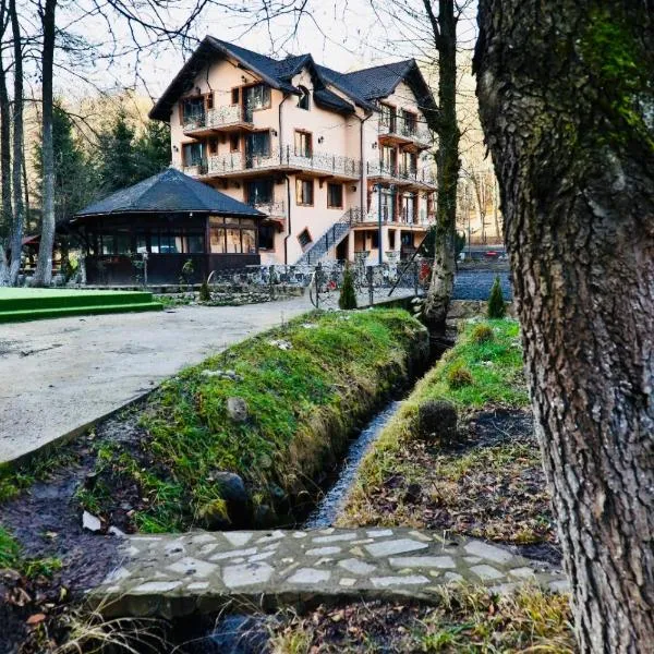 Imperial Resort, hotel in Codlea