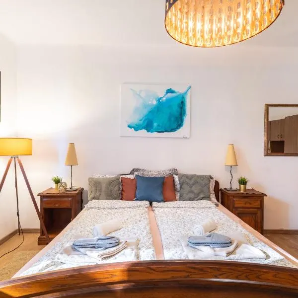 Central Studio Apartment, hotel v destinaci Székesfehérvár