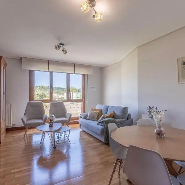 Confort junto a la Ría de Barakaldo, hotel en Barakaldo