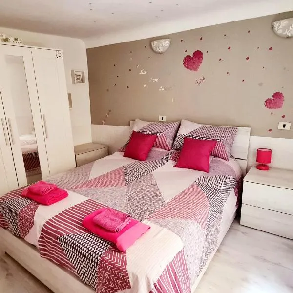 Sweet Home 4 posti letto all inclusive 10 min dal mare, hotel v destinaci Badalucco