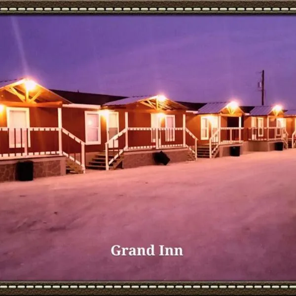 Grand Inn, hotel di Big Lake