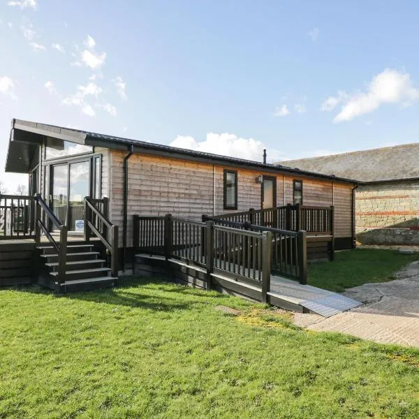 Manor Farm Lodge, hotel in Salisbury