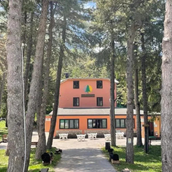 La Pinetina: San Massimo'da bir otel