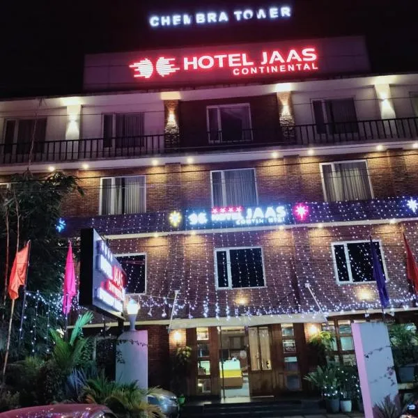 HOTEL JAAS CONTINENTAL、Edappālのホテル