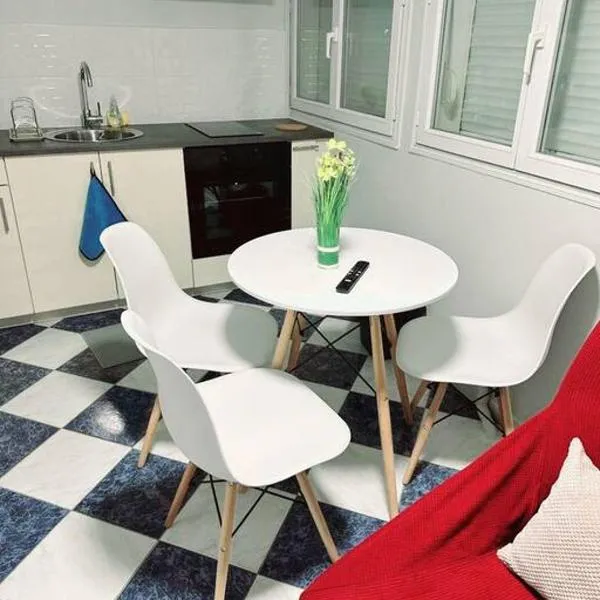 피에르피트 쉬르 센에 위치한 호텔 Porte la chapelle appartement 4 personnes "Appart'5"