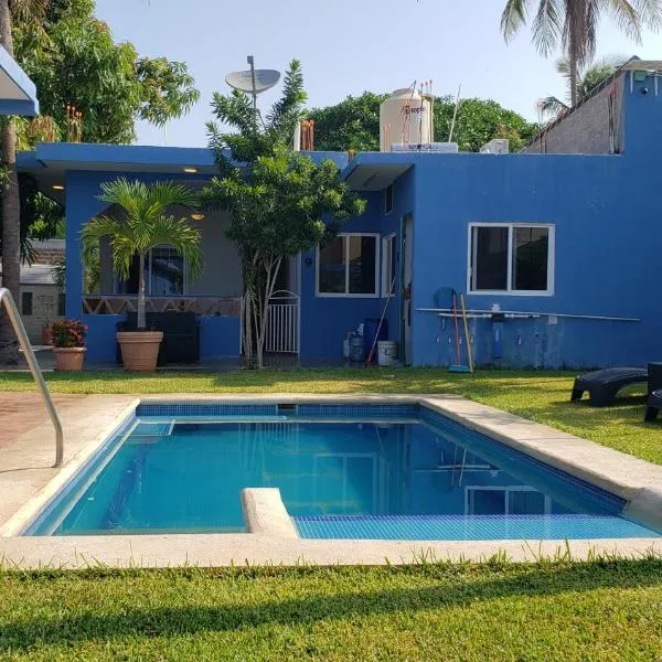 VIP Trailer Park and Bungalows., hotel in Barra de Navidad