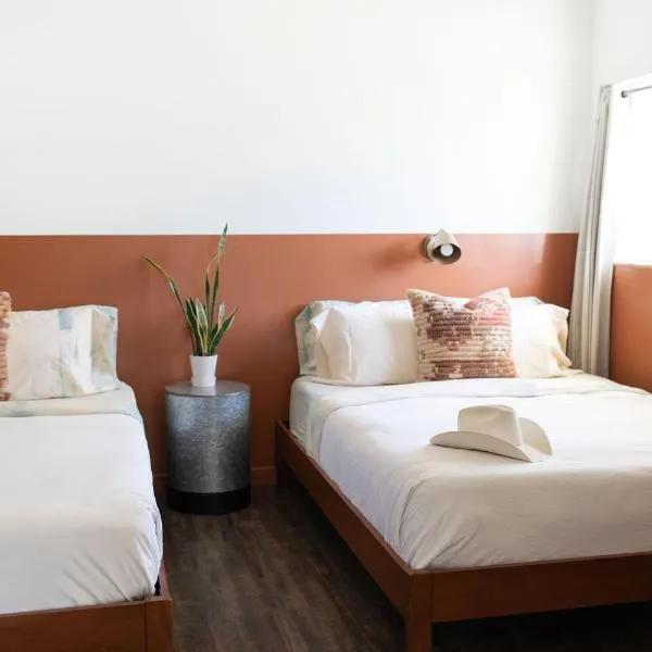 Mellow Moon Lodge, hotel v destinaci Del Norte