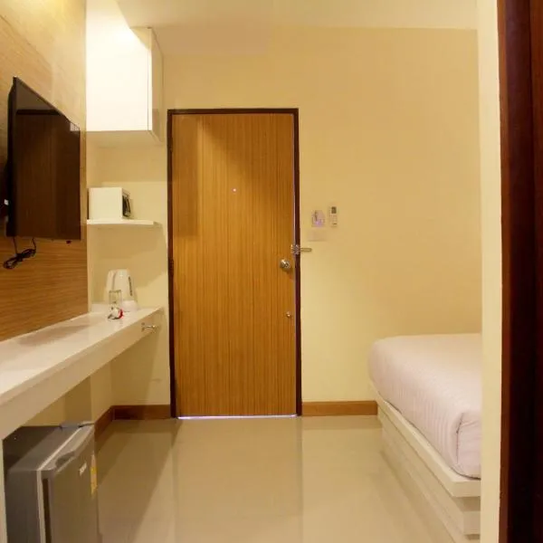 The Little Nest Phuket photo 2