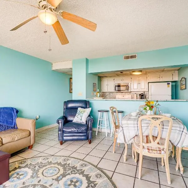 Bright Carolina Beach Condo Public Beach On-Site, hotel en Carolina Beach