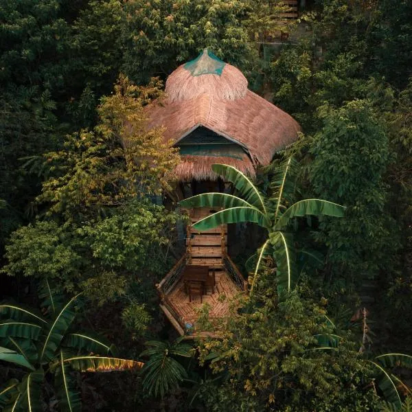 Inigtan Lio Bamboo Cottages, hotel v destinaci El Nido