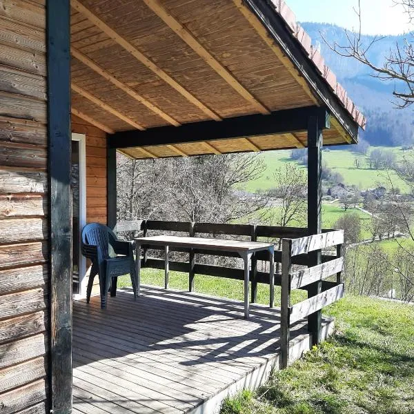 chalet du camping la Porte St Martin, hotel v destinaci Saint-Martin-en-Vercors