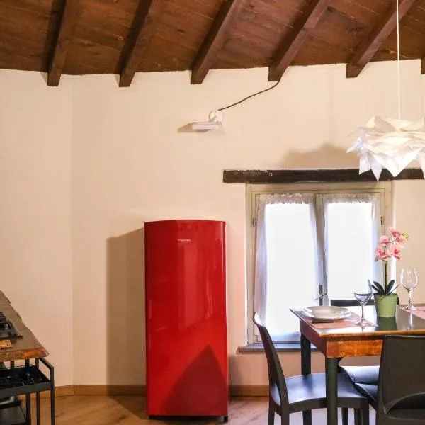 Elio's secret spot, hotel v destinaci Crema