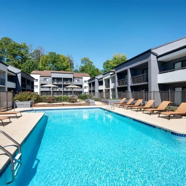 Courtyard by Marriott Birmingham Homewood, hotel a Lake Purdy