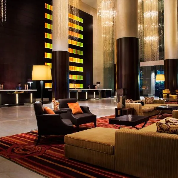 JW Marriott Hotel Bengaluru: Bangalore şehrinde bir otel