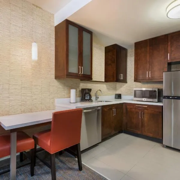 Residence Inn by Marriott Charlotte City Center、シャーロットのホテル