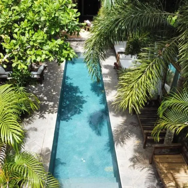 Monkey Casa Hotel, hotel v destinaci Trancoso