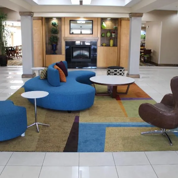 Fairfield Inn & Suites Kansas City Liberty, hotel en Liberty