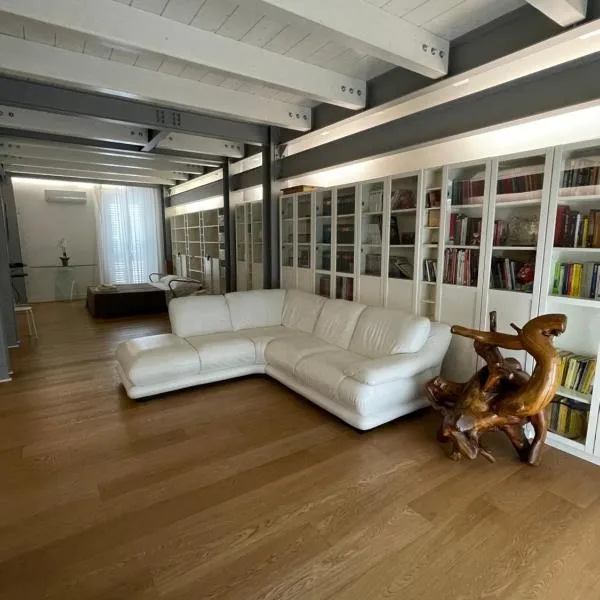 Casa Giulietta - ombrellone e 2 lettini inclusi, hotel Porto SantʼElpidióban