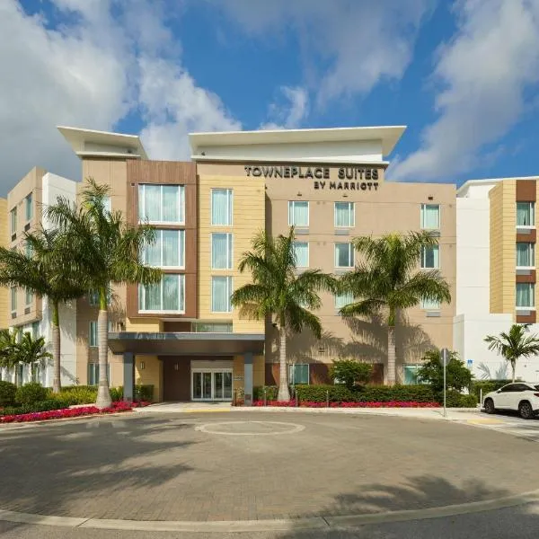 TownePlace Suites Miami Kendall West، فندق في كيندال