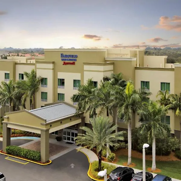 Fairfield Inn & Suites Fort Lauderdale Airport & Cruise Port, מלון בדניה ביץ'