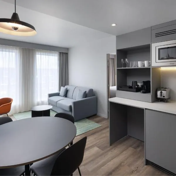Residence Inn by Marriott Paris Charles de Gaulle Central Airport、ロワシー・アン・フランスのホテル