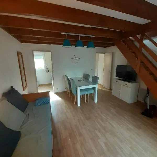Maisonnette à Vieux-Boucau, hotel in Soustons