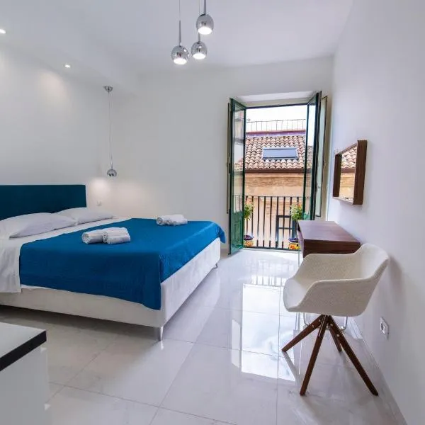 Kapitano Apartments、タオルミーナのホテル