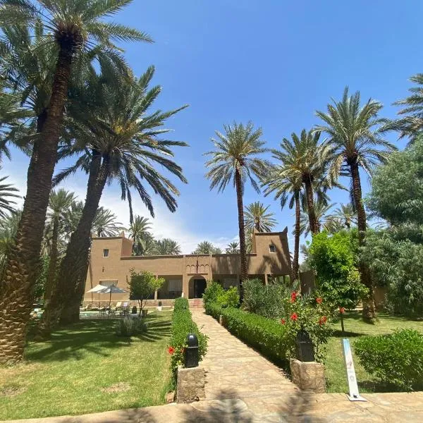 Maison d Hôte Ighrem, hotel en Tinejdad