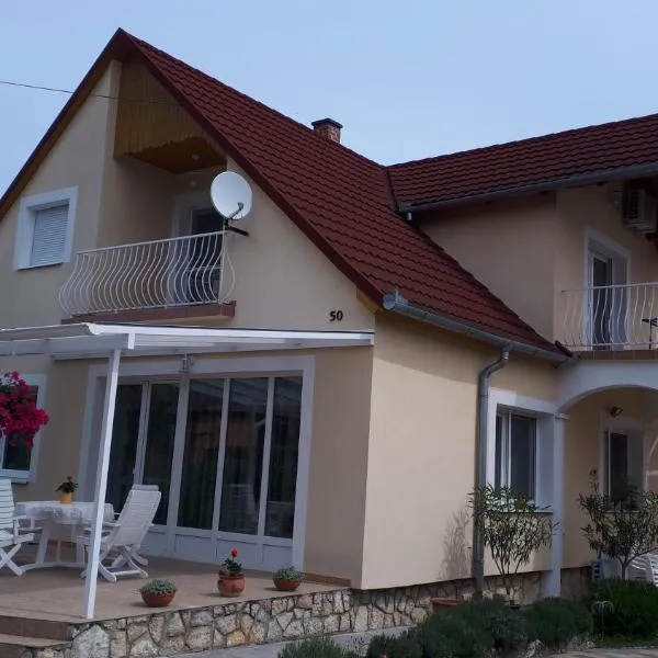 Gál Apartman, Hotel in Balatonföldvár
