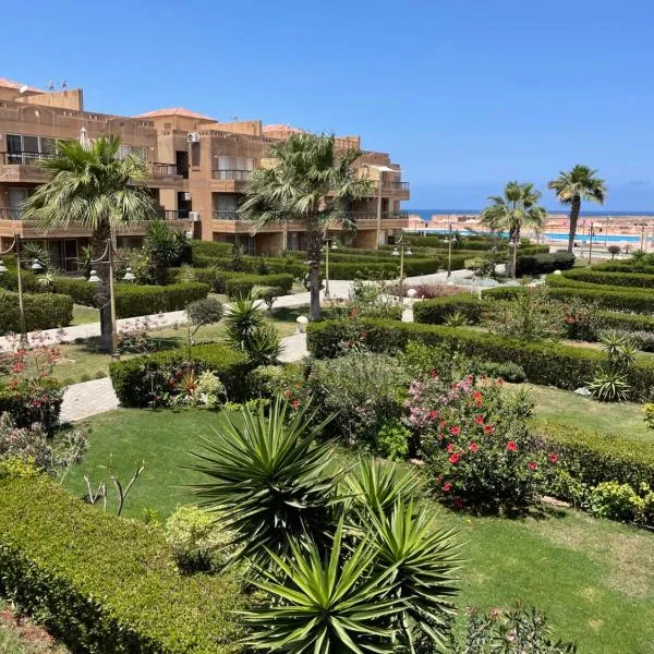 396 Blumar Chalet North Coast Sidi-abdelrahman families & couples only, hotel v destinaci El Alamein