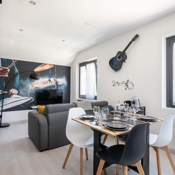 Life is music - Casa Vostra - CAUTION 800 EUR & ID requises - Gaillard proche tramway-frontière – hotel w mieście Gaillard