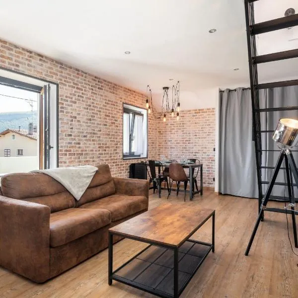 Superbe Loft industriel - Casa Vostra - CAUTION 800 EUR & ID requises - Gaillard Tram-Frontière – hotel w mieście Gaillard
