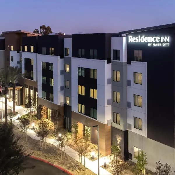 Residence Inn by Marriott Anaheim Brea, hotelli kohteessa Yorba Linda