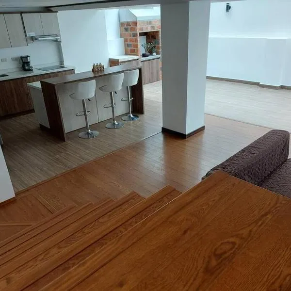 Departamento amplio y cómodo en el centro de la ciudad, hotel v destinaci Loja