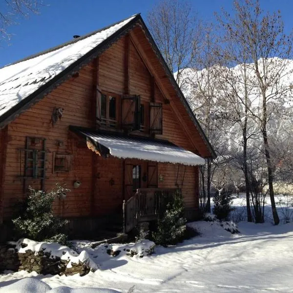 CHALET DE BASSEY, hotel v destinaci Le Bourg-dʼOisans