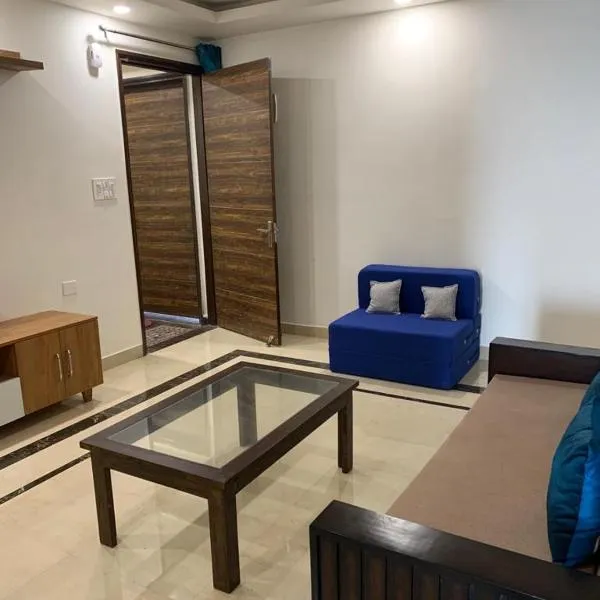 Nature's Blessing Rishikesh 1BHK Studio, hotel in Rishīkesh