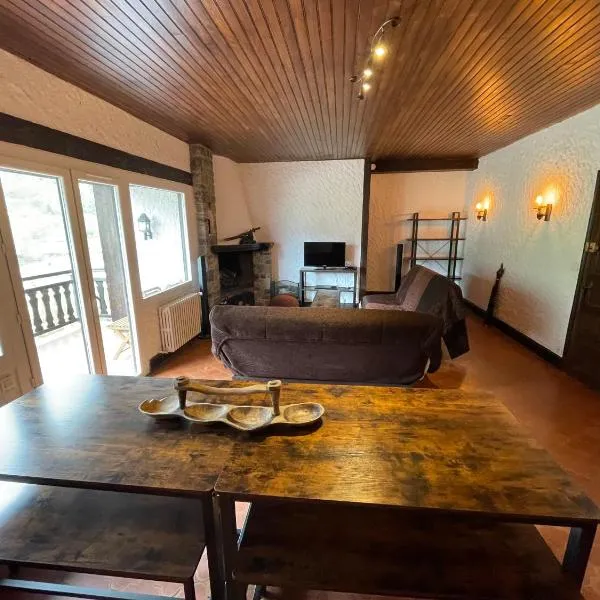Chalet Airaudi, hotel v destinaci Saint-Martin-Vésubie