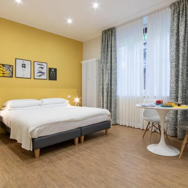 Aqualago casa vacanze apartment A, hotel sa Verbania