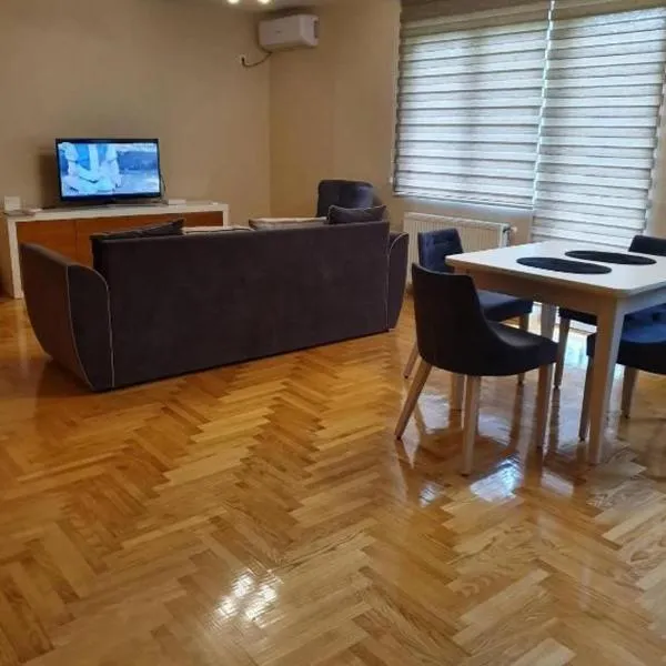 스타라 파조바에 위치한 호텔 Apartman KGC Stara Pazova