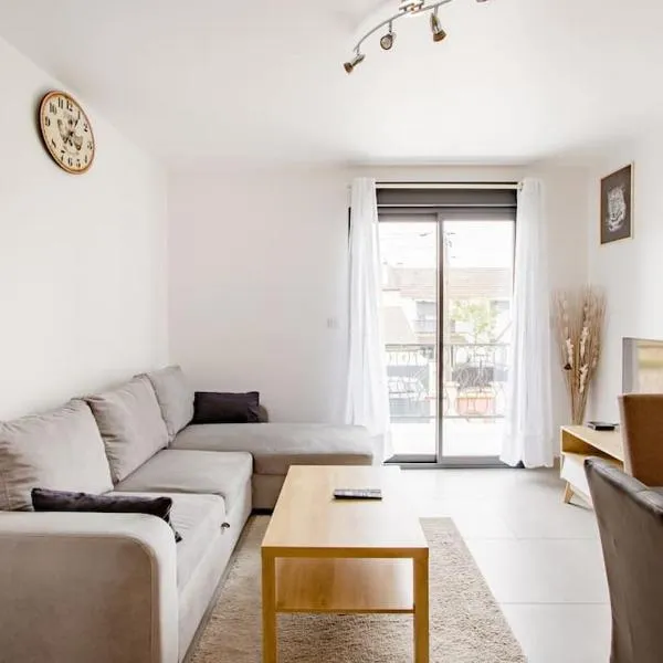 Joli appartement proche Paris Orly โรงแรมในMorangis