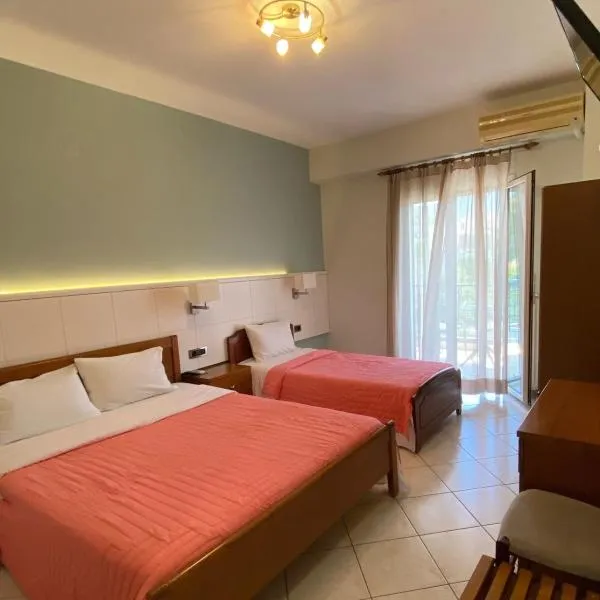 Paradosi Rooms, hotel v destinaci Igumenica