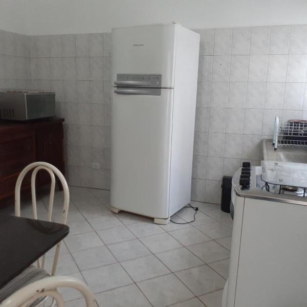 Casa Agradável próxima ao Bosque - Foto 4