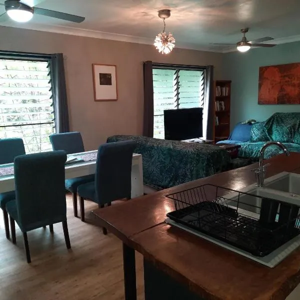 Daintree Rainforest Accommodation, hotel a Cow Bay