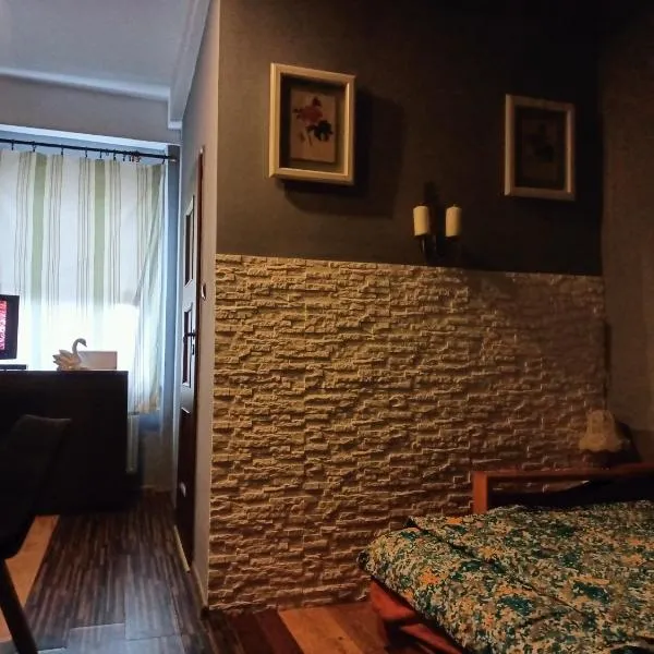 Hostel Apollo, hôtel à Ząbkowice Śląskie