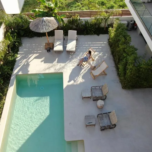 Pnoe - Feel at Home, hotel di Kota Lefkada