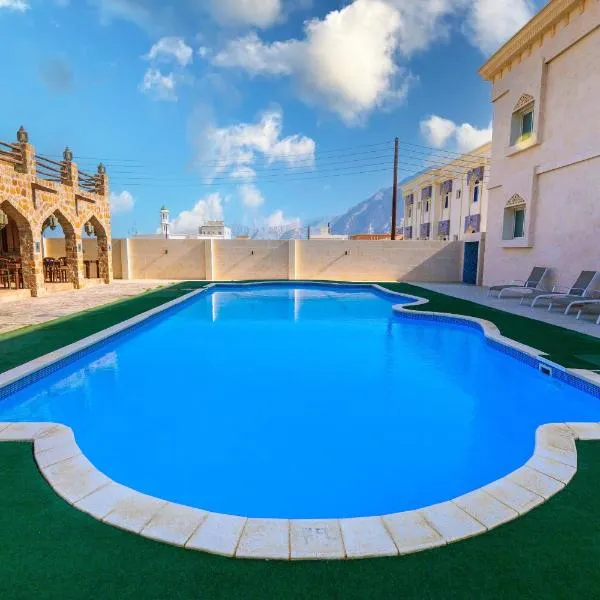 Esra Hotel Apartment, hotel v destinaci Chasab