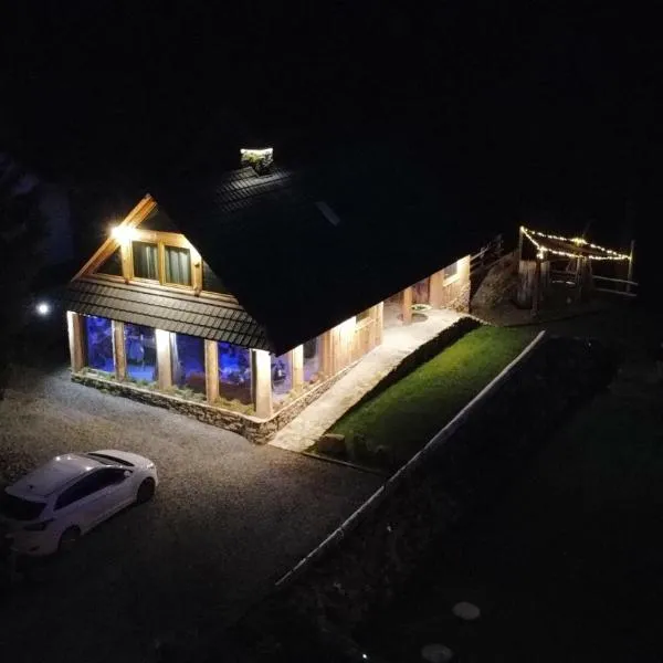 Wioska Kowala, hotel in Tyrawa Wołoska