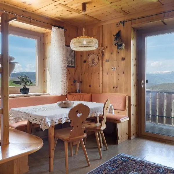 Apartment Rosengartenblick, hotel in Steinegg