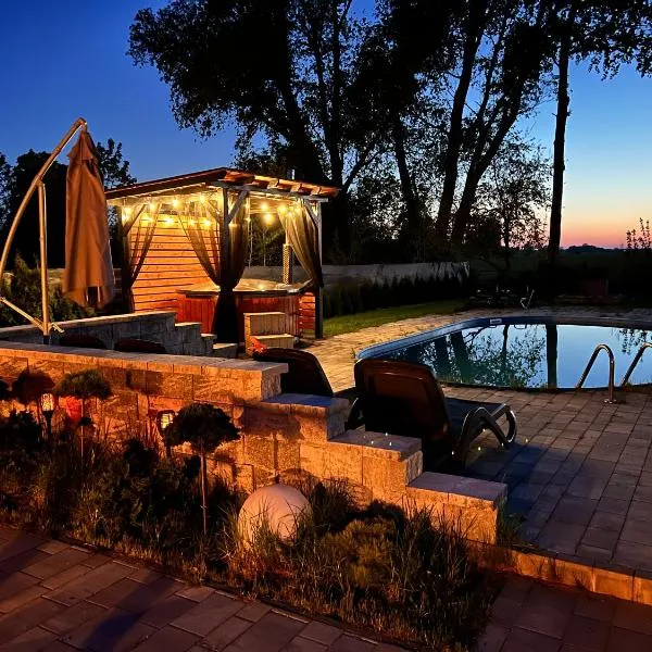 Black Horse, hotel in Pasłęk