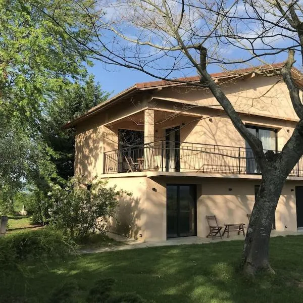 Le Balcon, hotel em Castelvieilh